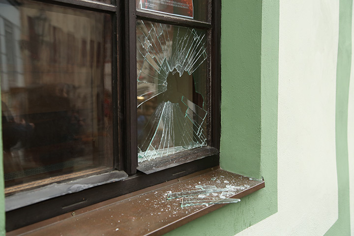 A2B Glass are able to board up broken windows while they are being repaired in Wallingford.